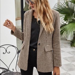 Tweed houndstooth blazer jacket brown tan trendy